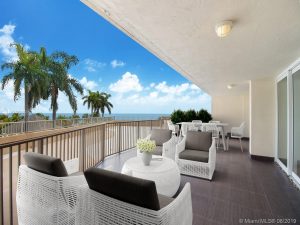 Condo Apartment for Sale in Key Biscayne